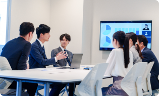 衛生委員会に参加しているイメージ