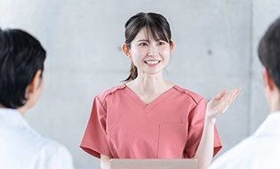 衛生委員会に参加しているイメージ